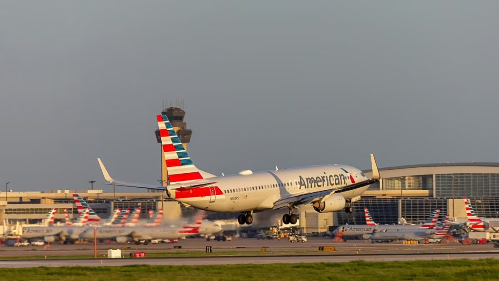 40 principali aeroporti statunitensi stanno tagliando i voli a causa della chiusura. Ecco cosa devono sapere i viaggiatori