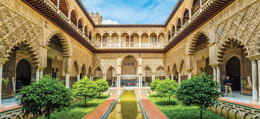 Cosa vedere a Siviglia: guida completa tra monumenti, quartieri e tradizioni 2 siviglia real alcazar 1