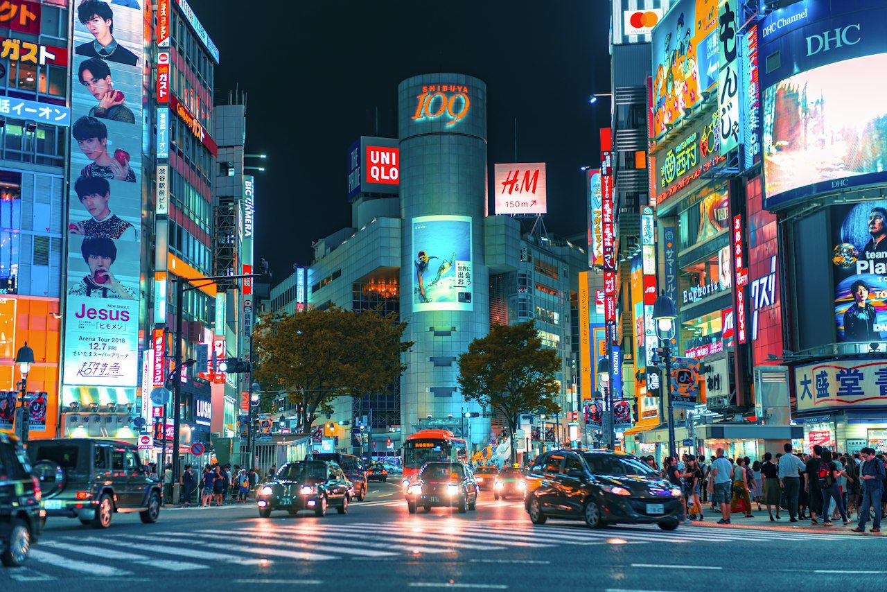 Kyoto, Giappone: guida autentica tra templi, quartieri e itinerario di 3 giorni 2 Atmosfera serale nei vicoli di Kyoto, zona Gion e dintorni.