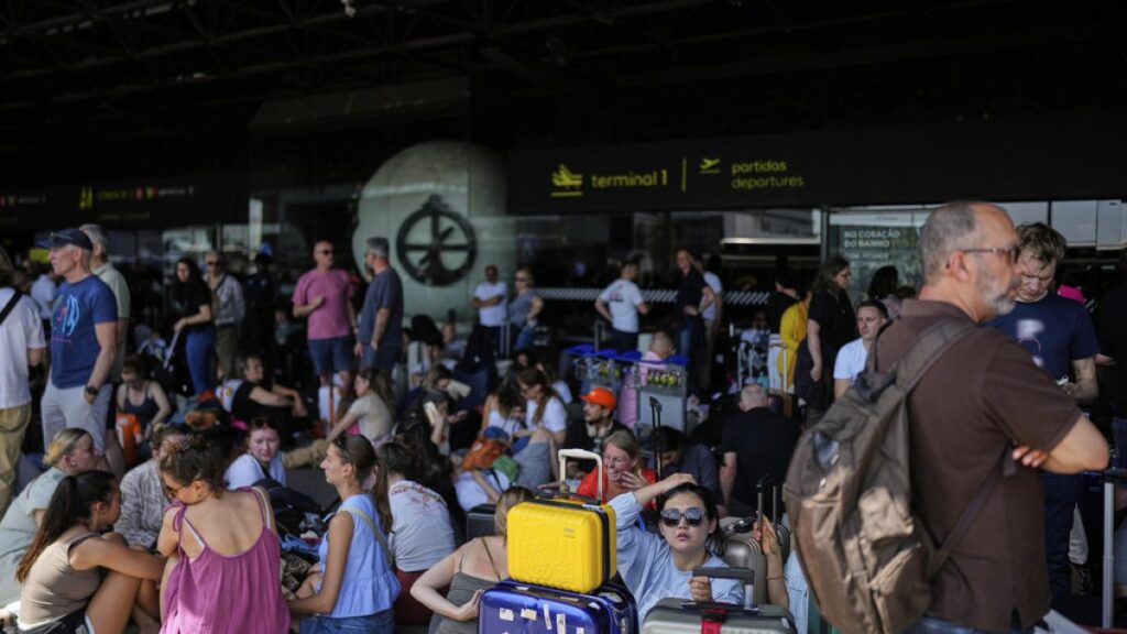 Viaggia dalla Spagna e dal Portogallo: quali sono i miei diritti se il mio volo è stato cancellato a causa del blackout?