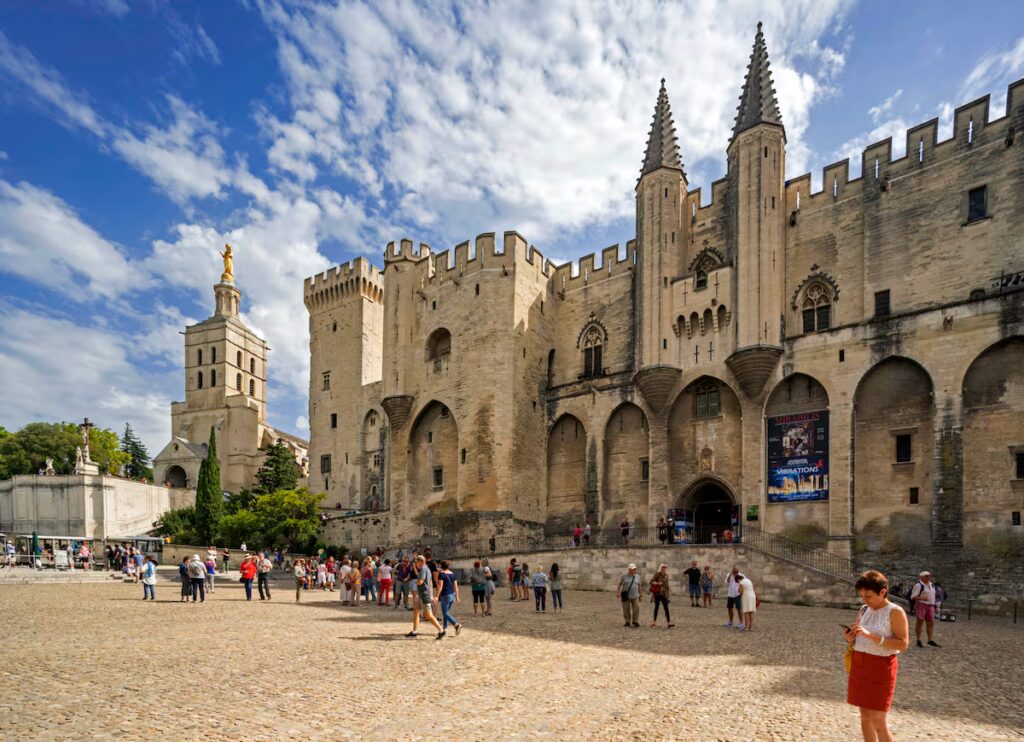 Guida a Avignone: cosa vedere nel gioiello turistico della Provenza