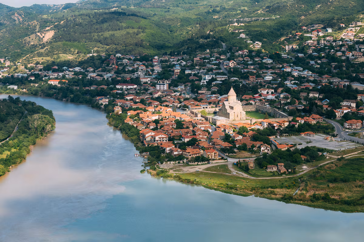 Guida a cosa vedere in Georgia: viaggio indimenticabile nel cuore del Caucaso