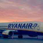 Da Berlino a Tenerife: tutte le destinazioni verso cui Ryanair non volerà più nel 2026