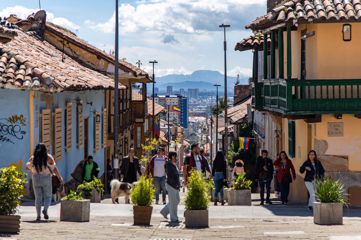 Guida a Bogotá: cosa vedere tra arte, gastronomia e vita notturna vibrante