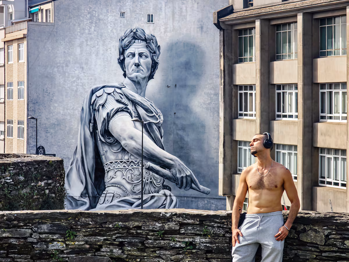Guida a Lugo: Murales, Tapas e il Percorso tra le Mura Romane