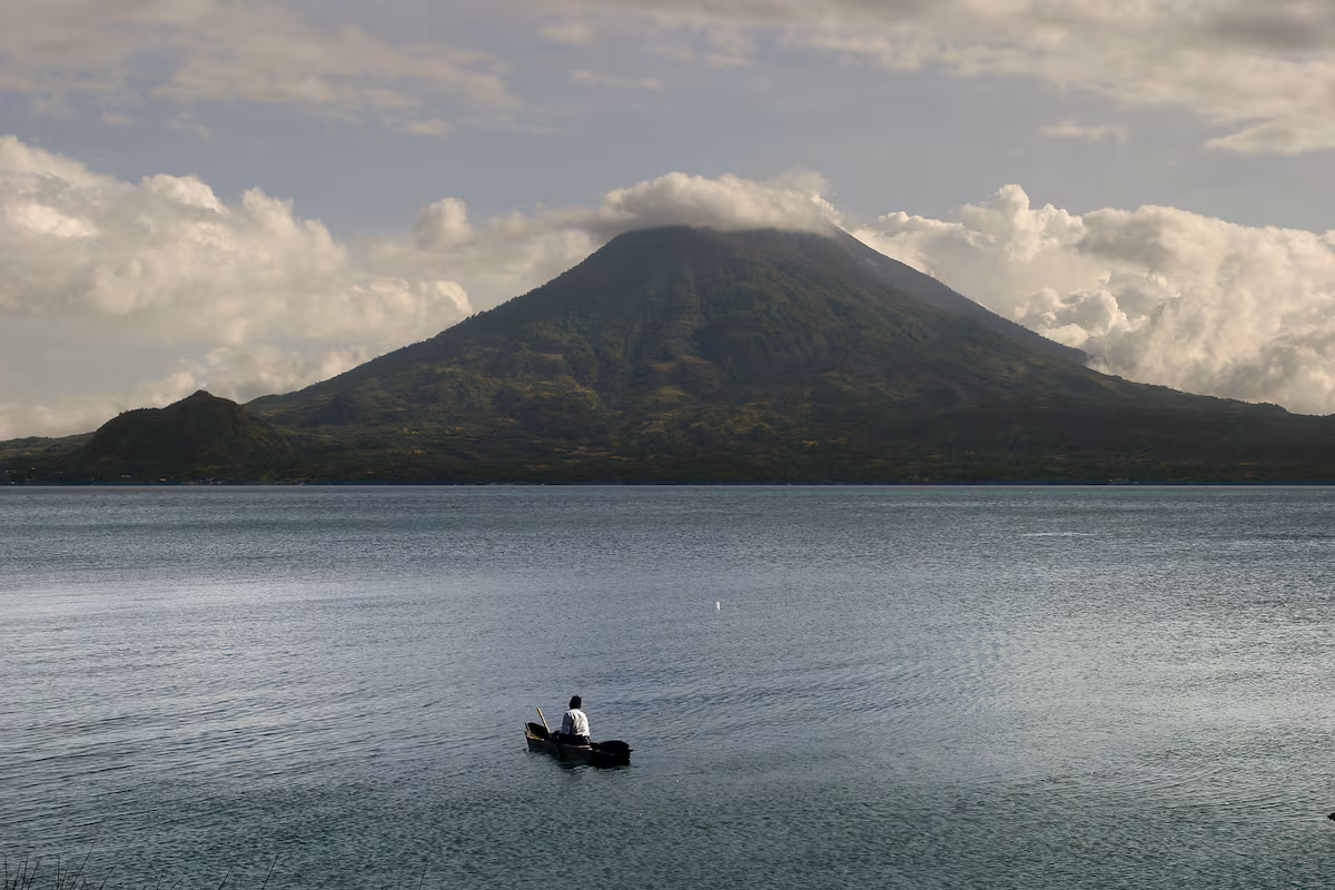 Guida al Guatemala: cosa vedere tra antiche rovine Maya, giungle e laghi vulcanici