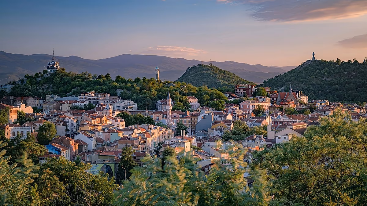 Potenziali città ospitanti dell'Eurovision Song Contest 2027: cosa fare a Sofia, Plovdiv, Varna e Burgas