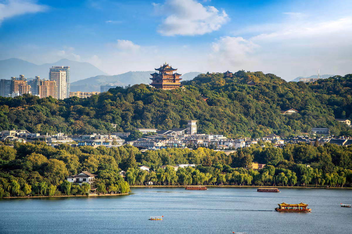 Guida a Hangzhou: cosa vedere nella città storica della Cina millenaria