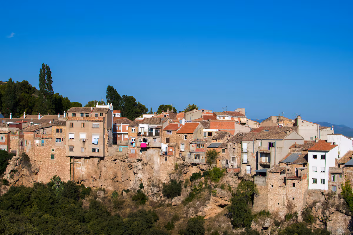 Guida al viaggio a Castellón: vivere un'estate perpetua in un borgo incantato