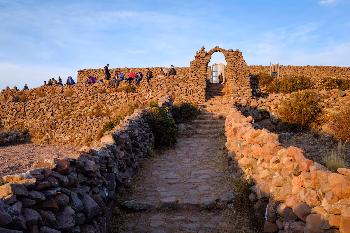 Guida a Amantaní: cosa vedere e riflessioni sul turismo che cambia l'isola